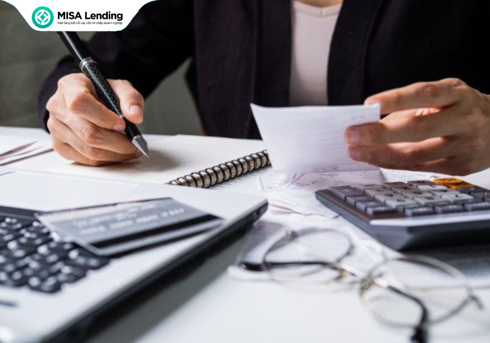 Bỏ thuế khoán từ năm 2026, tận dụng sổ sách minh bạch để nhận gói vay kinh doanh SACOMBANK 2 tỷ qua MISA Lending. 